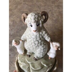 QQ - Love Makes The World Go Round Ram Big Horn Sheep Music Box (Bx 11)